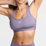 NIKE SWOOSH LIGHT<br>Sports Bra